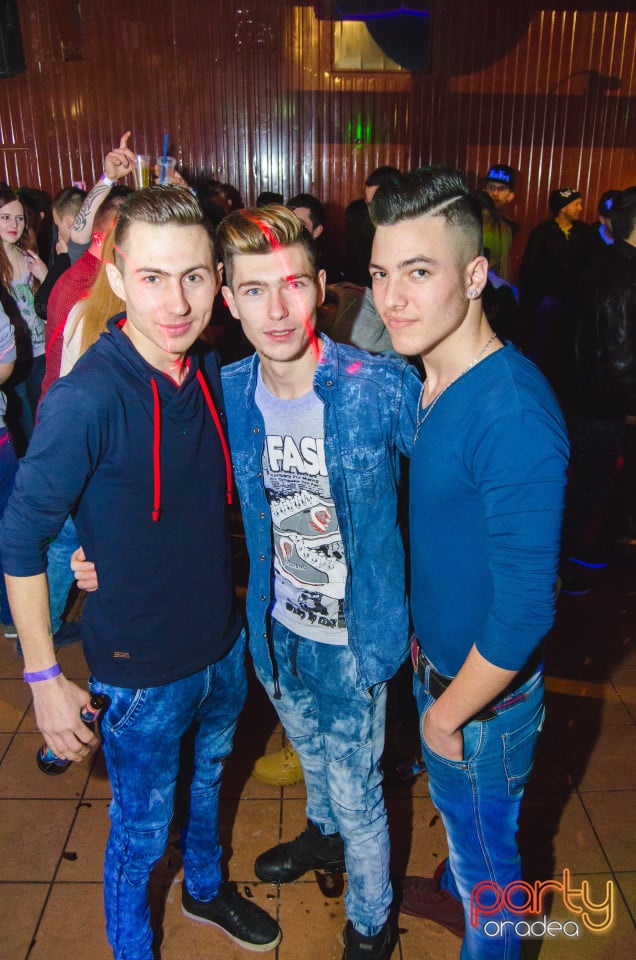 Feel the Beat, 