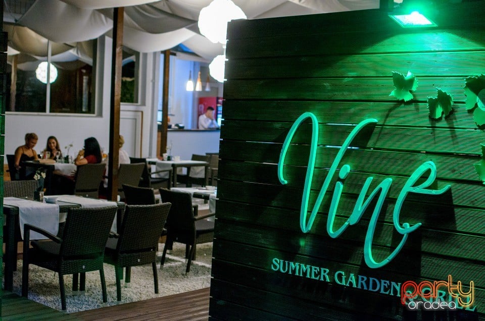 Feel The Music, Vine Summer Garden & Grill