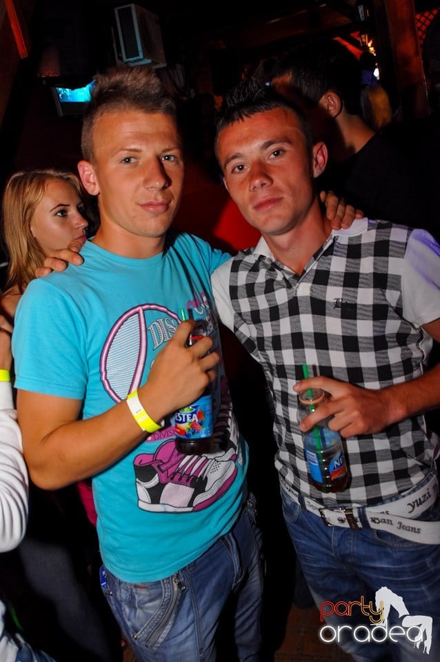 Fernando & Sunshine State în Disco Faház,