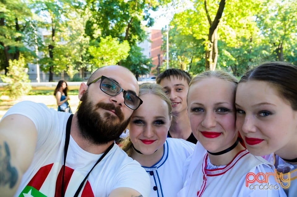 Festival internaţional de folclor, Oradea