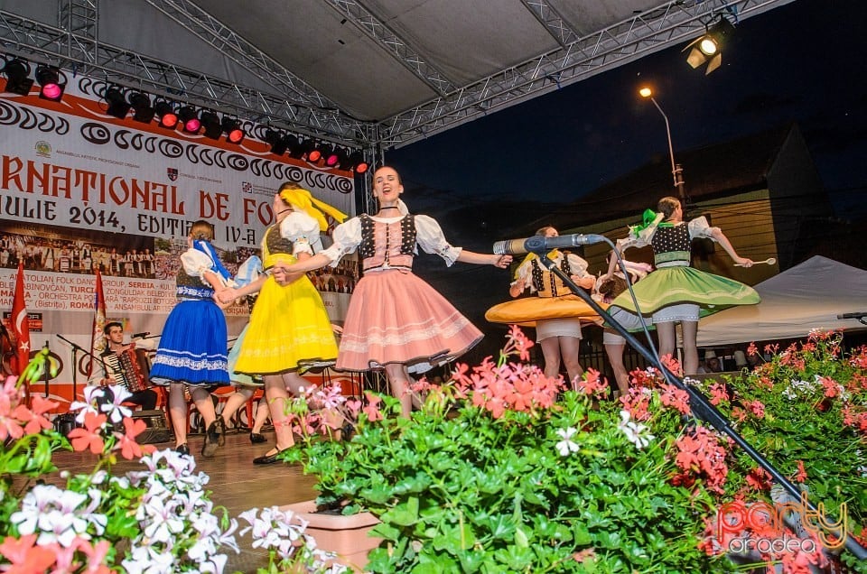 Festival internaţional de folclor, Oradea