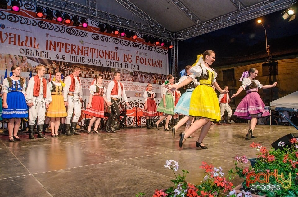 Festival internaţional de folclor, Oradea