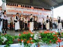 Festival internaţional de folclor