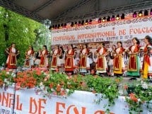 Festival internaţional de folclor