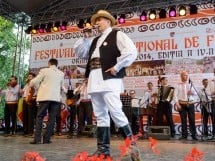 Festival internaţional de folclor