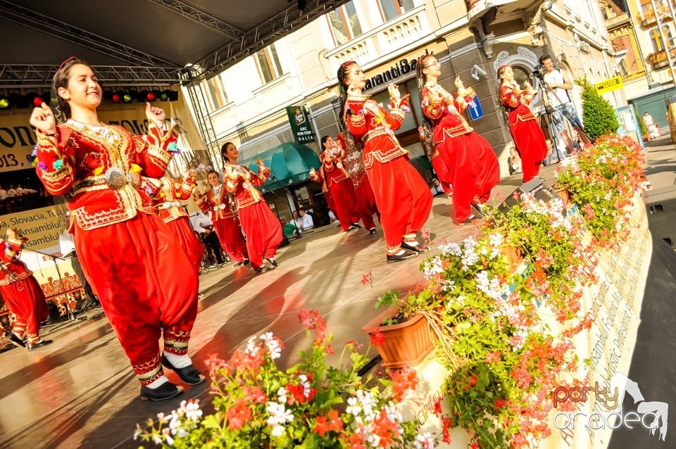 Festival International de Folclor, Oradea