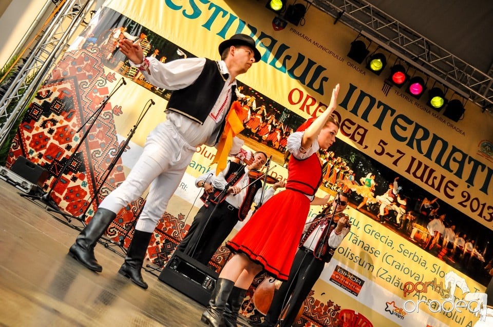 Festival International de Folclor, Oradea