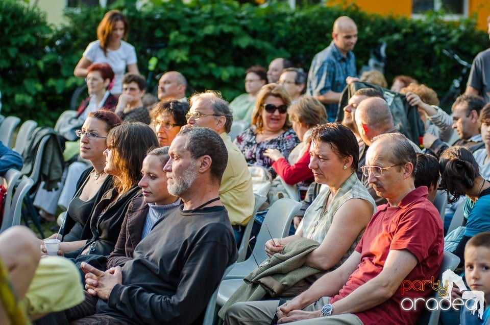 Festival Jazz, Posticum