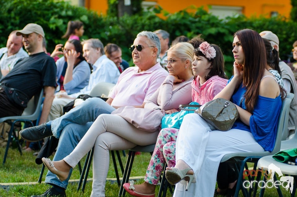 Festival Jazz, Posticum