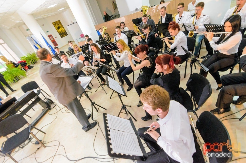 Festivalul Artelor Studenţeşti Vivat Academia, Universitatea din Oradea