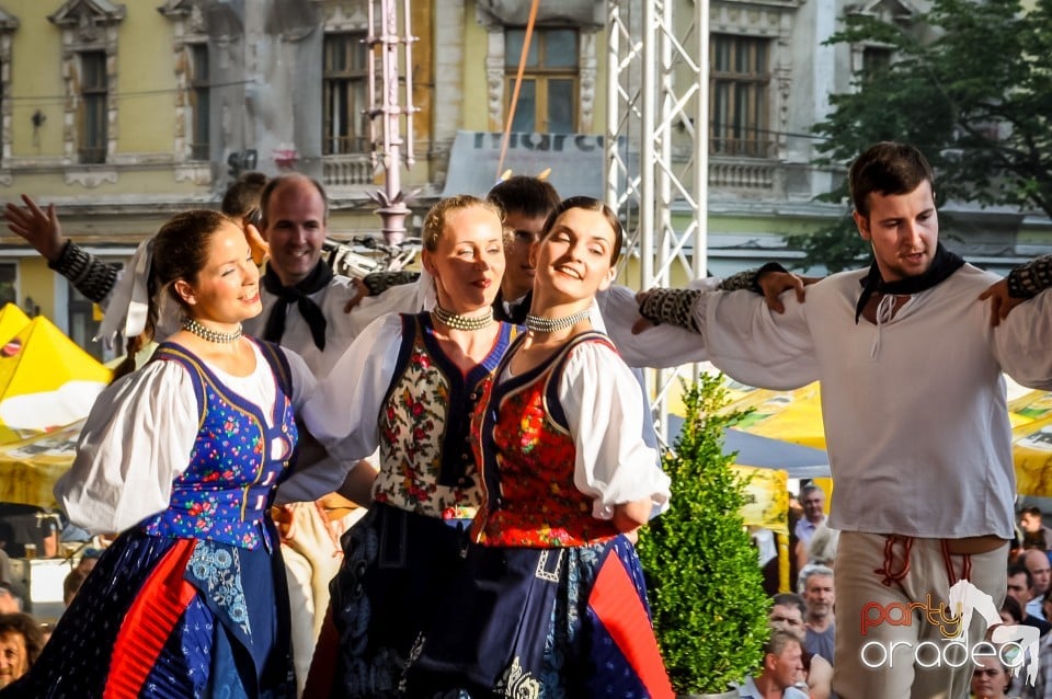 Festivalul International de Folclor, Oradea