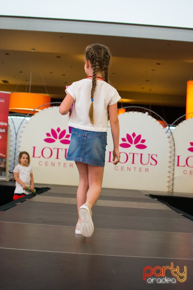 Festivalului de Modă pentru Copii Gift of Beauty, Lotus Center