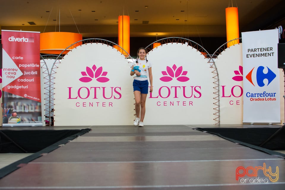 Festivalului de Modă pentru Copii Gift of Beauty, Lotus Center