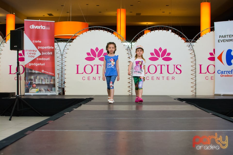 Festivalului de Modă pentru Copii Gift of Beauty, Lotus Center