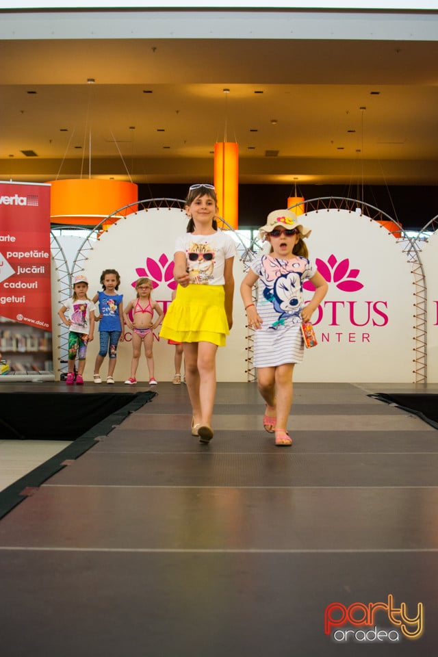 Festivalului de Modă pentru Copii Gift of Beauty, Lotus Center