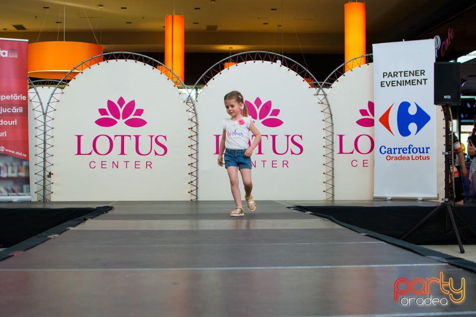 Festivalului de Modă pentru Copii Gift of Beauty, Lotus Center