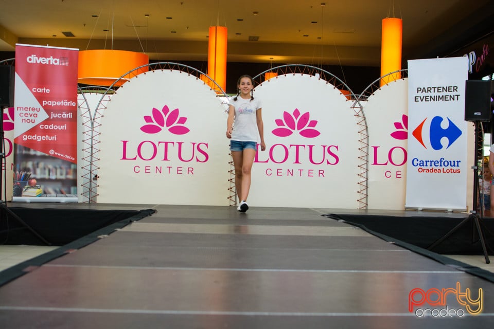 Festivalului de Modă pentru Copii Gift of Beauty, Lotus Center