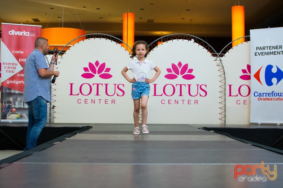 Festivalului de Modă pentru Copii Gift of Beauty, Lotus Center