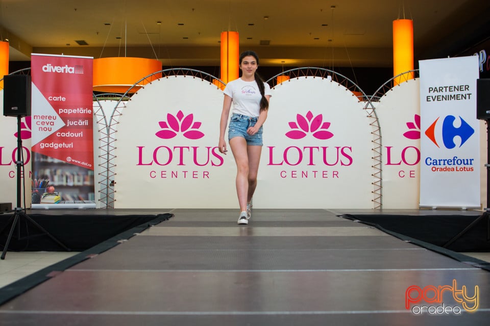 Festivalului de Modă pentru Copii Gift of Beauty, Lotus Center