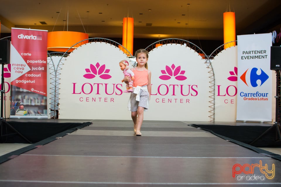 Festivalului de Modă pentru Copii Gift of Beauty, Lotus Center