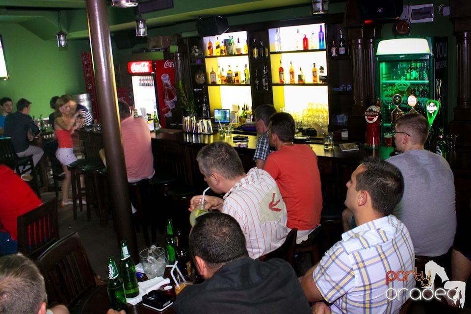 Finala EURO 2012 în Green Pub, Green Pub