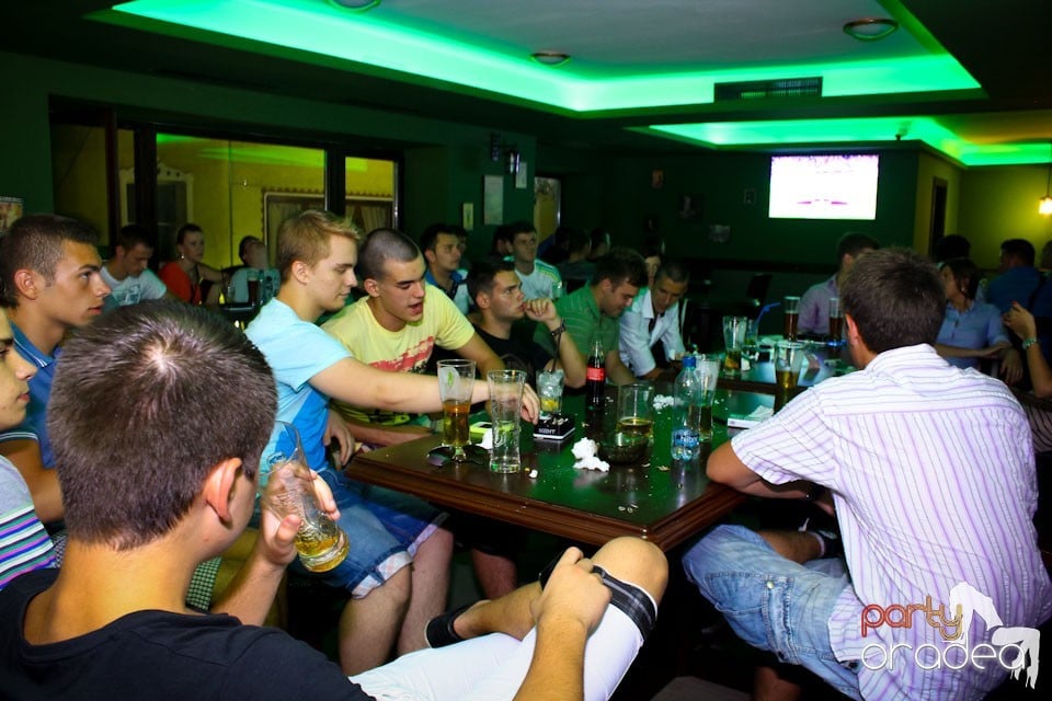 Finala EURO 2012 în Green Pub, Green Pub