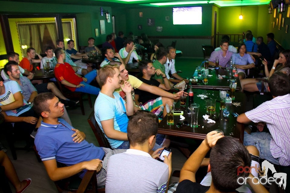 Finala EURO 2012 în Green Pub, Green Pub