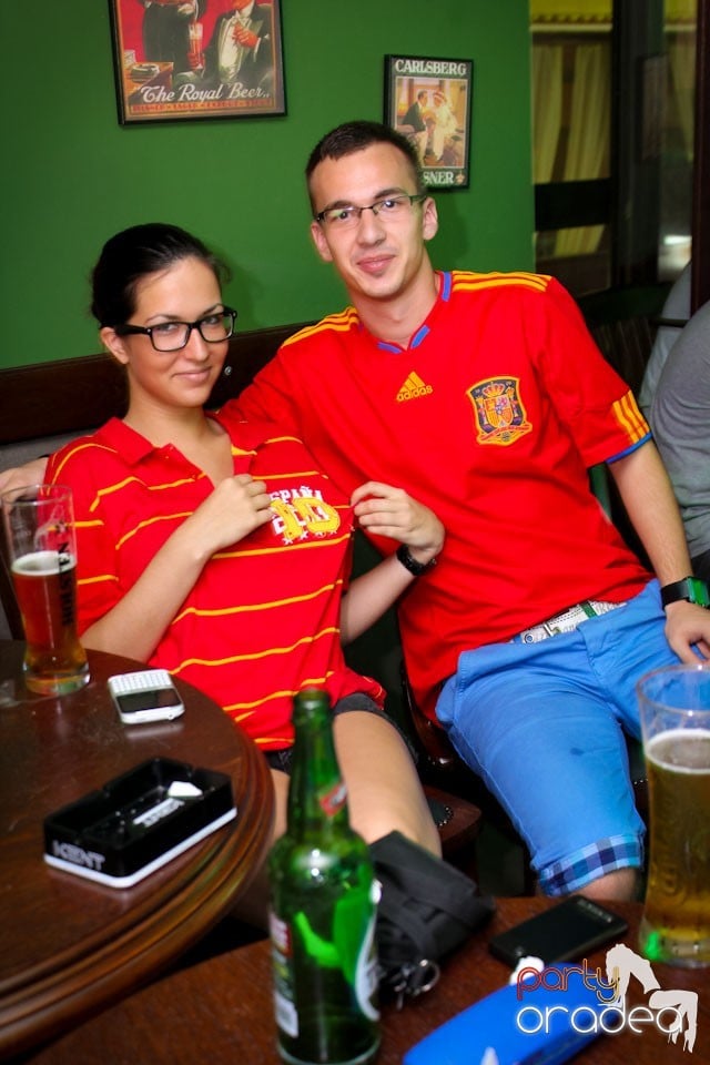 Finala EURO 2012 în Green Pub, Green Pub