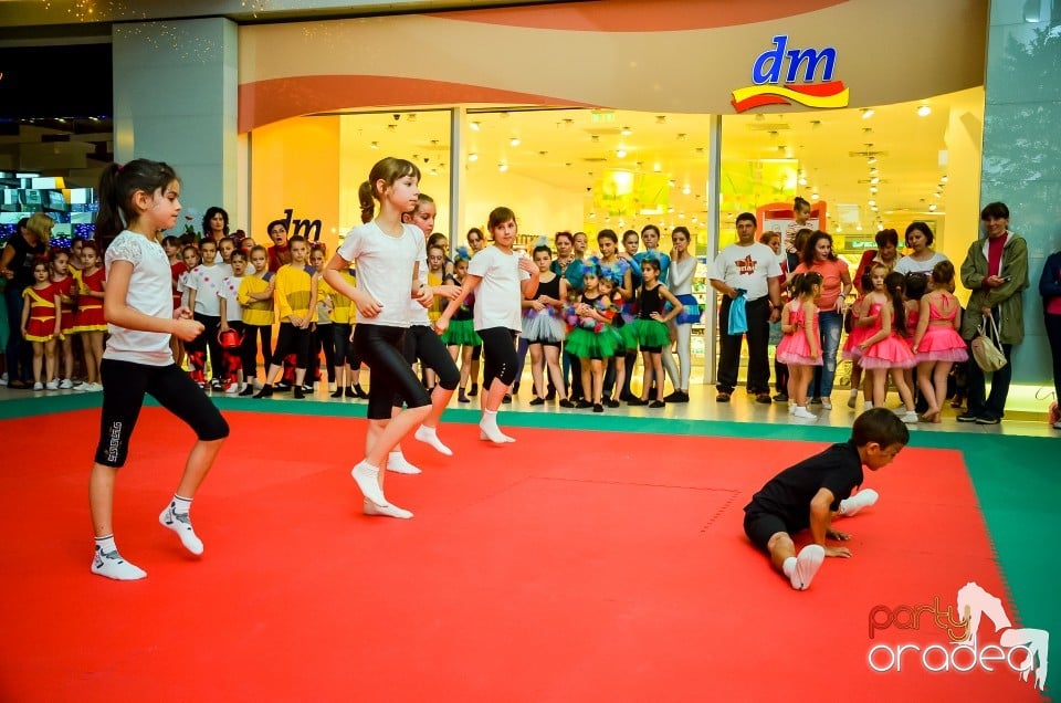 Fit Kid, Lotus Center