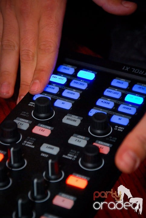 Flirt Night Party în Chanson, 