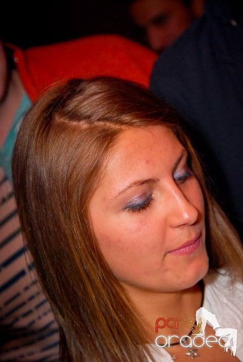 Flirt Night Party în Chanson, 