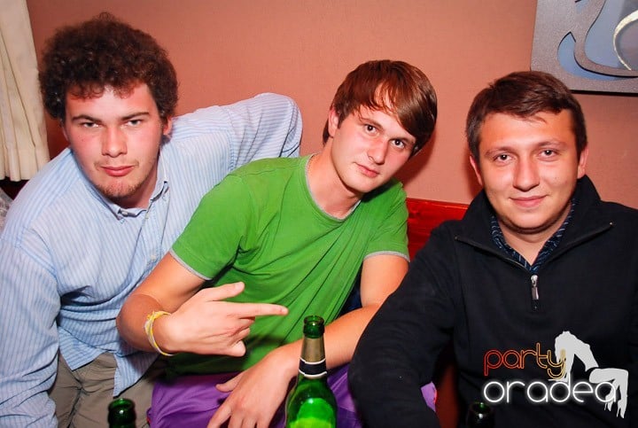 Flirt Night Party în Chanson, 