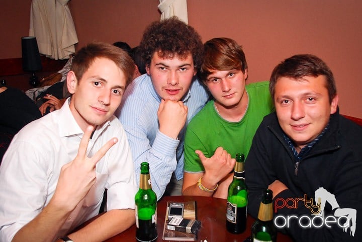 Flirt Night Party în Chanson, 