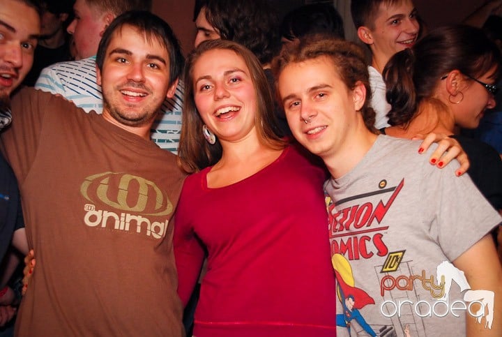 Flirt Night Party în Chanson, 