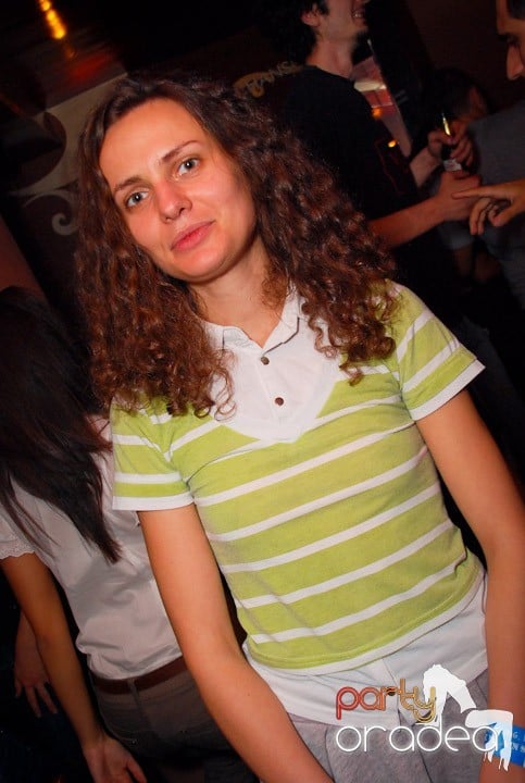 Flirt Night Party în Chanson, 