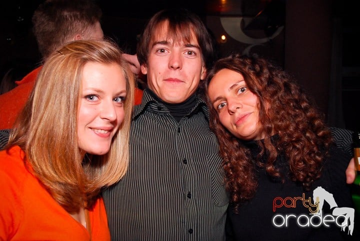 Flirt Night Party în Chanson, 