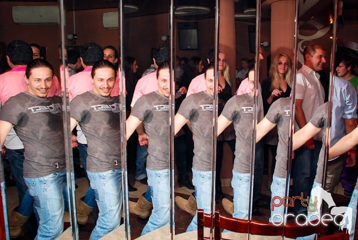 Flirt Night Party în Chanson, 