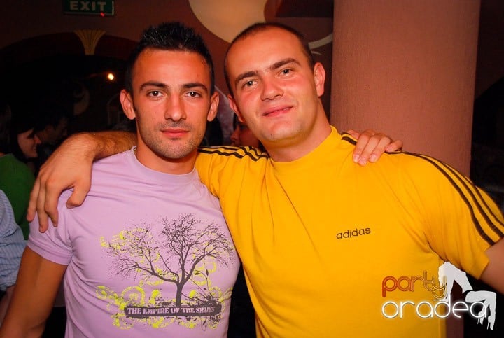 Flirt Night Party în Chanson, 