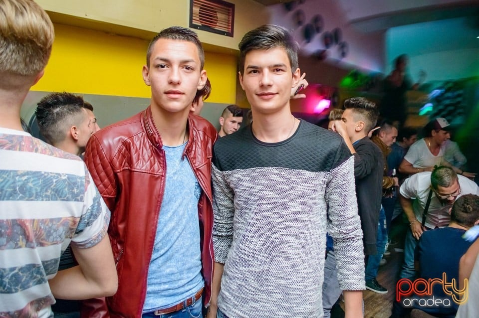 Flirt Weekend, 
