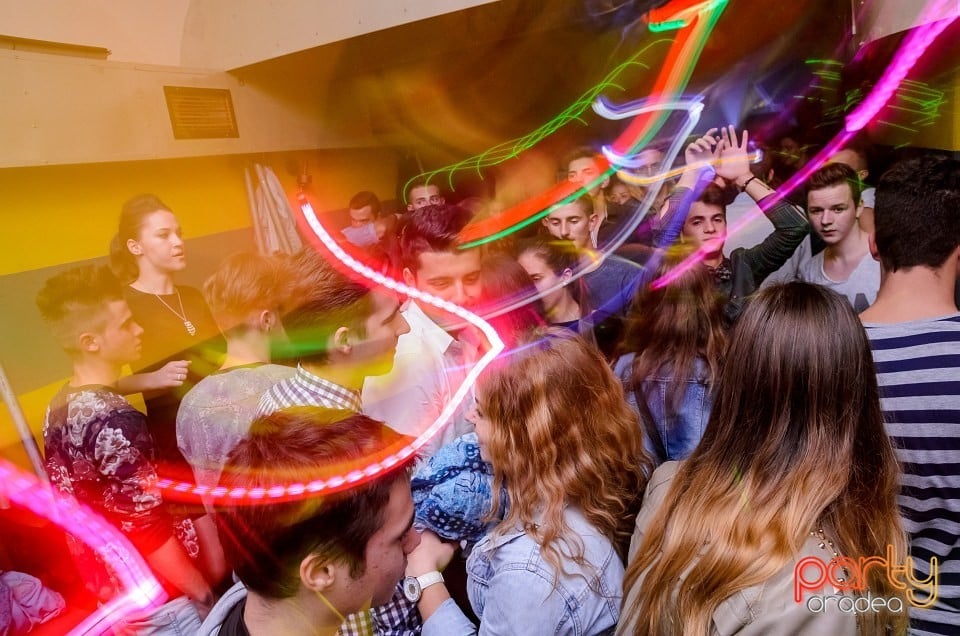 Flirt Weekend, 