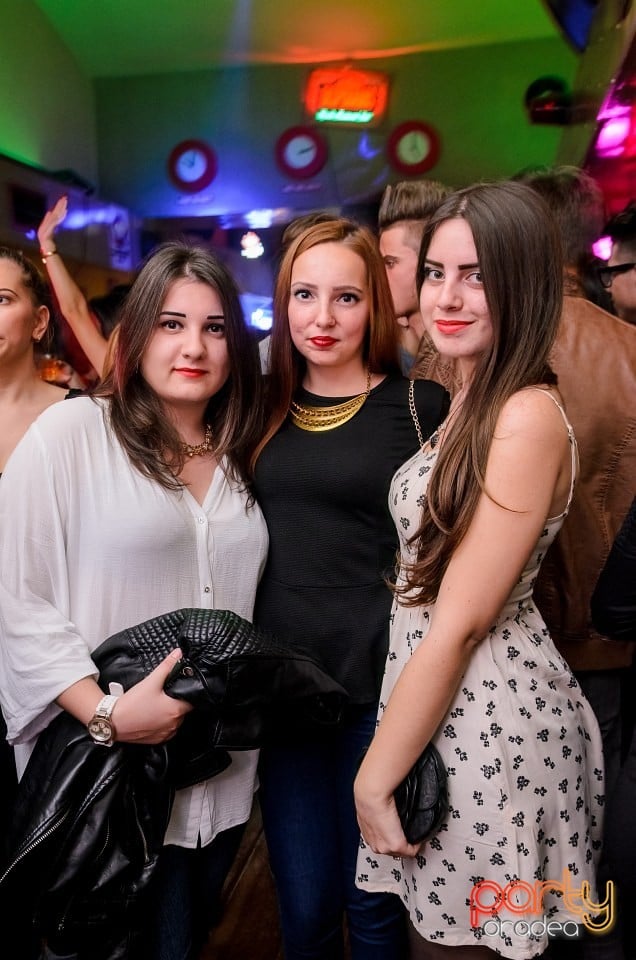 Flirt Weekend, 