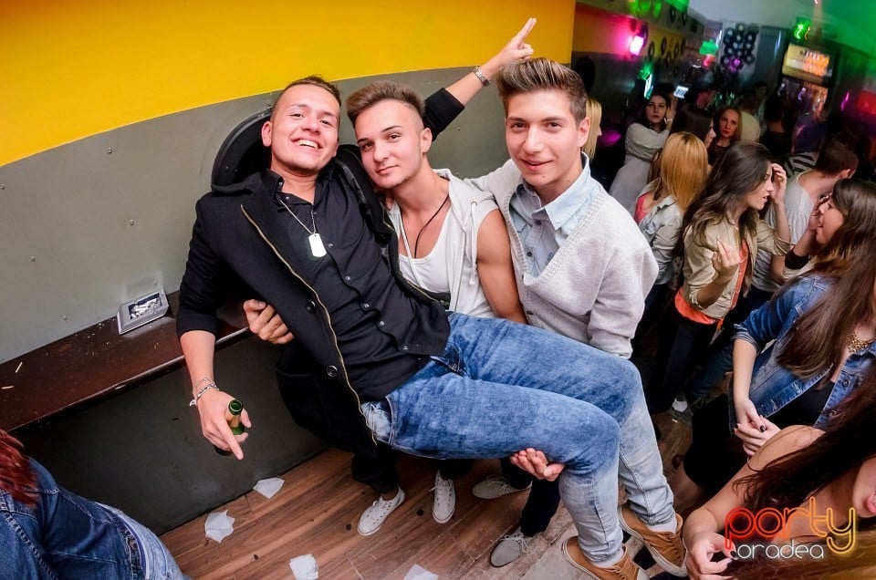 Flirt Weekend, 