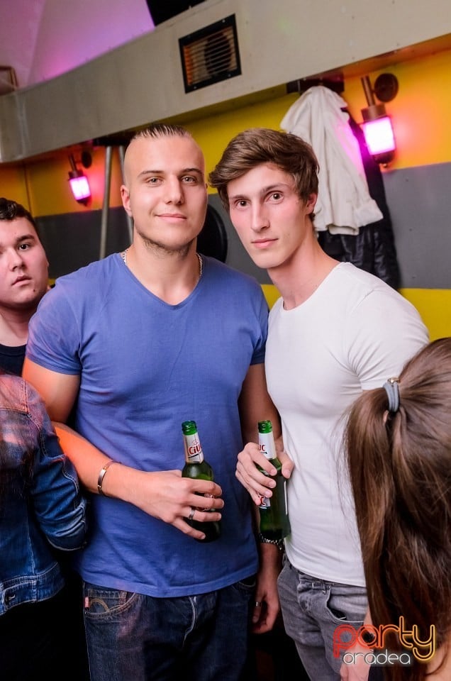 Flirt Weekend, 