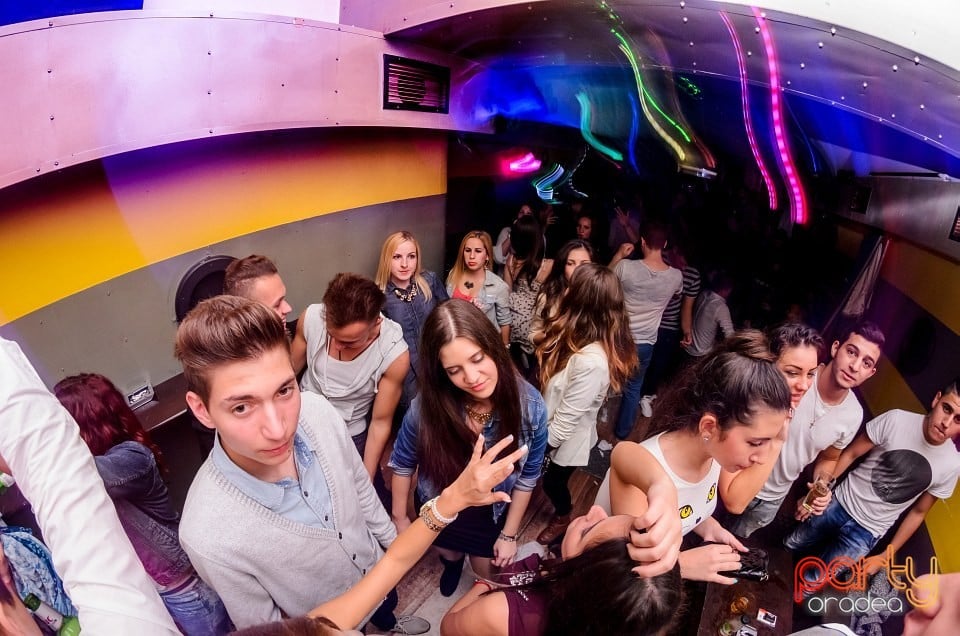 Flirt Weekend, 