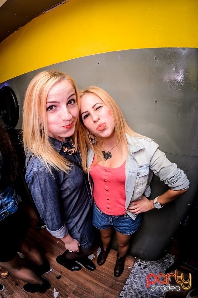 Flirt Weekend, 