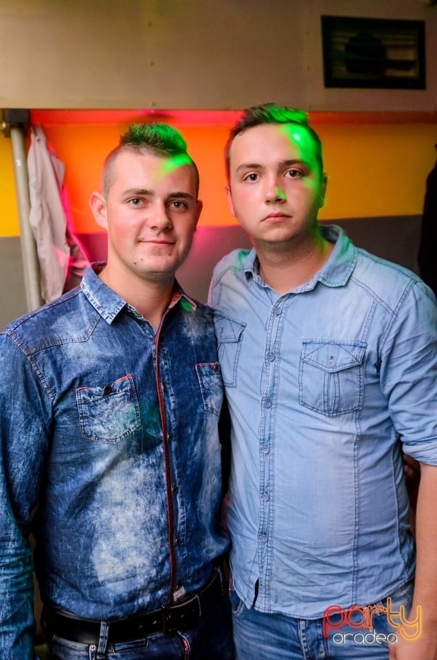 Flirt Weekend, 