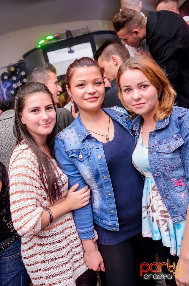 Flirt Weekend, 