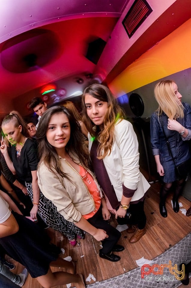Flirt Weekend, 