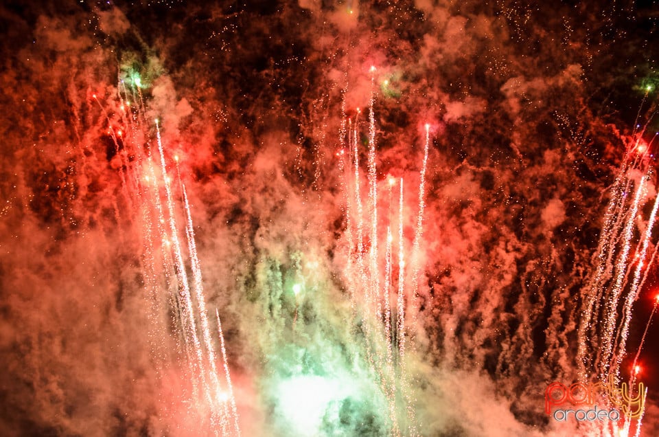 Focuri de artificii la Toamna Orădeană, Oradea