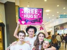 Free Hugs!